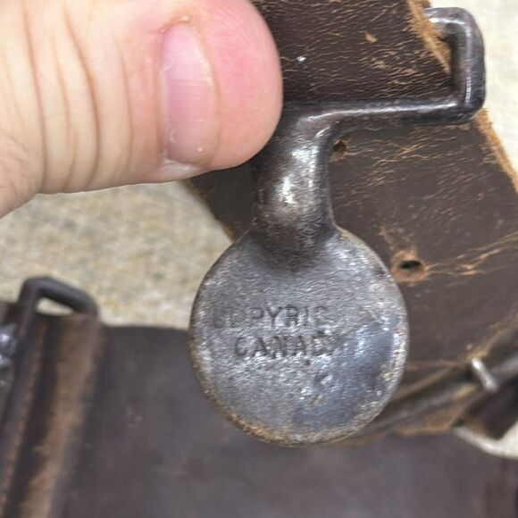 Very old Boy Scouts Canada belt - Picture 5 of 5